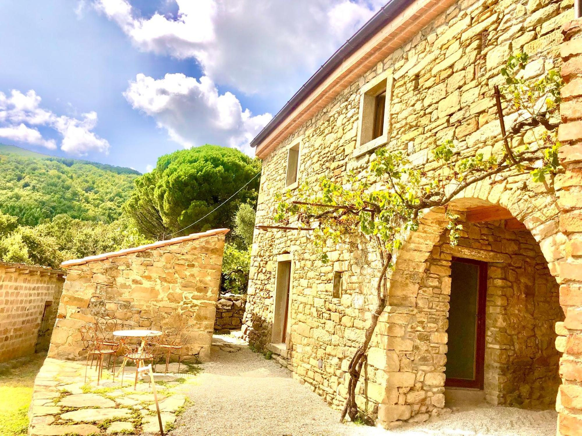 Bio Agriturismo Alba Etrusca Di Cortona - Organic Farmhouse- Appartamento Lavanda-Appartamento Rosmarino - Vasca Idromassaggio Esterna Poggioni Exterior foto